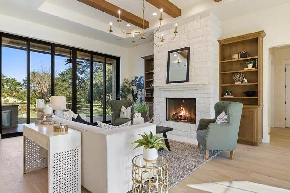 Airbnb furniture checklist: Fireplace